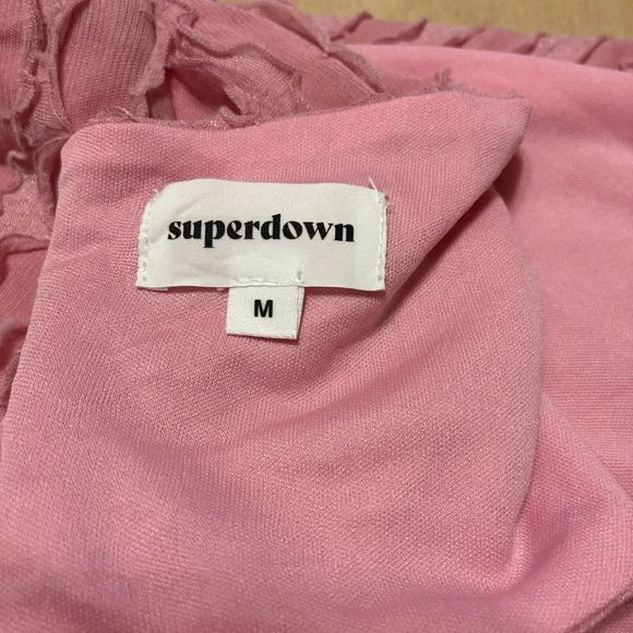 Superdown Kali Ruffle Scarf Top Women’s M Pink Barbie Handkerchief Hem - Picture 6 of 8